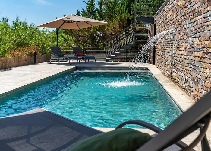 Villa Bella Vista - Contemporary With Pool And Dominant Views