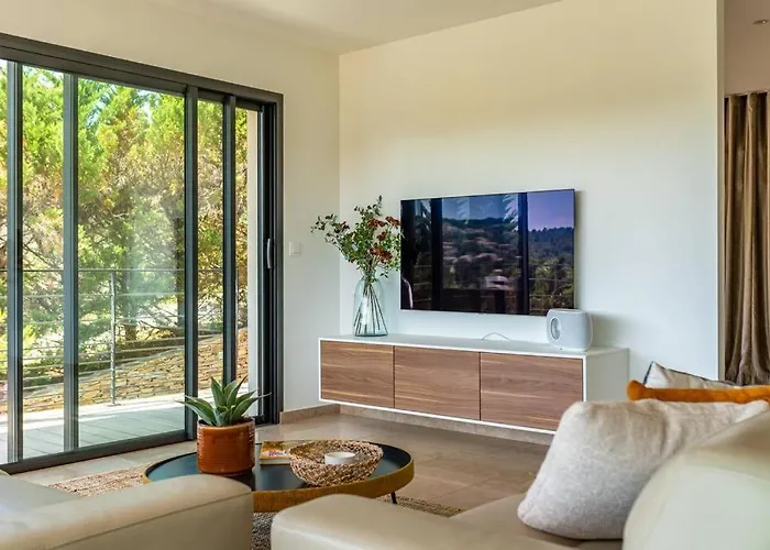 Villa Bella Vista - Contemporary With Pool And Dominant Views Saint-Gely-du-Fesc
