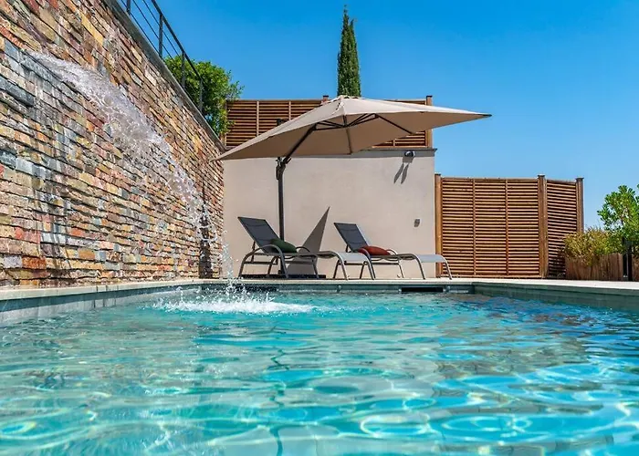 Villa Bella Vista - Contemporary With Pool And Dominant Views